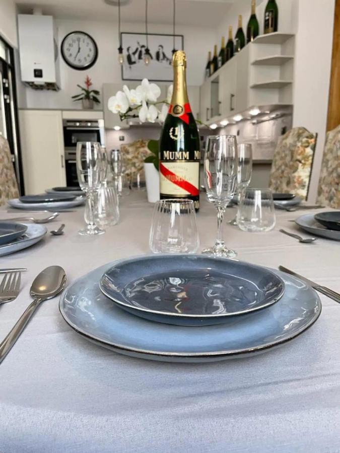 Le Gite De Jean Thevenin, Avec Parking Gratuit Epernay Exterior photo
